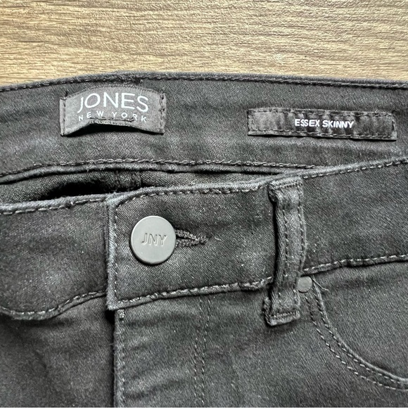 Jones New York Essex Skinny Black Jeans Women's size 6 - Picture 2 of 9